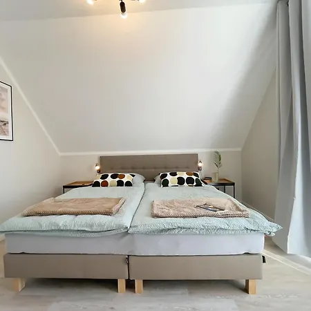 شقة A4 - Haus Deichwind Koenigsberger Allee 36 - Feriendomizil Hollich *